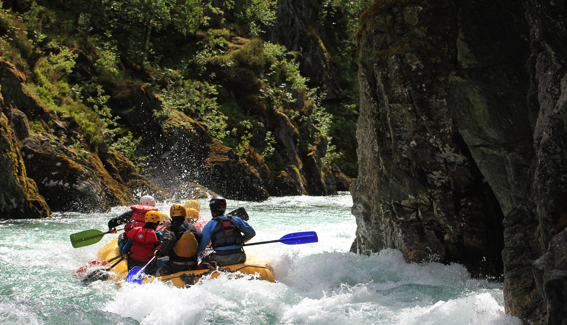 River rafting - activity provided by Uteguiden.
